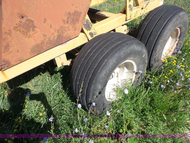 image for item BS9711 Farm Star 600 hose reel trailer