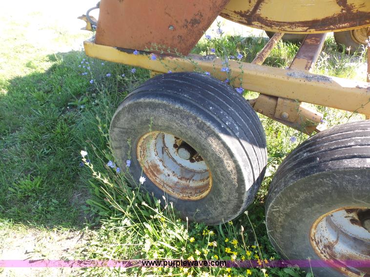 image for item BS9712 Farm Star 600 hose reel trailer