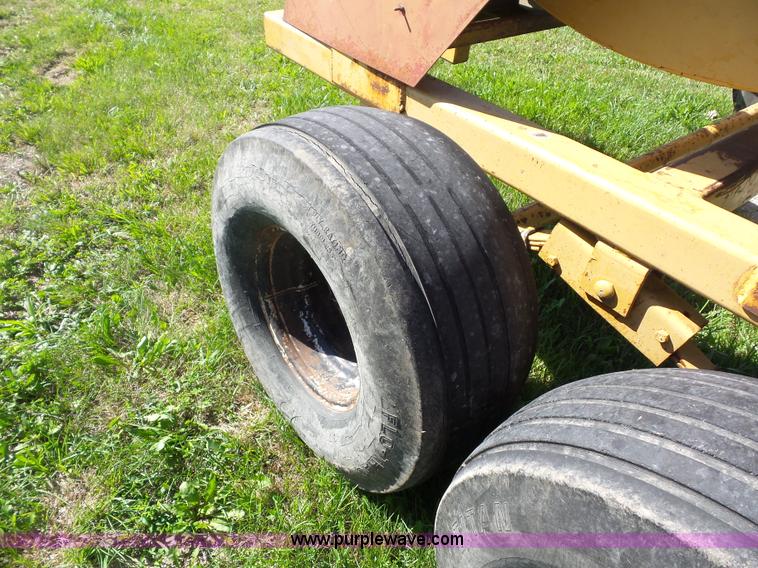 image for item BS9713 Farm Star 600 hose reel trailer