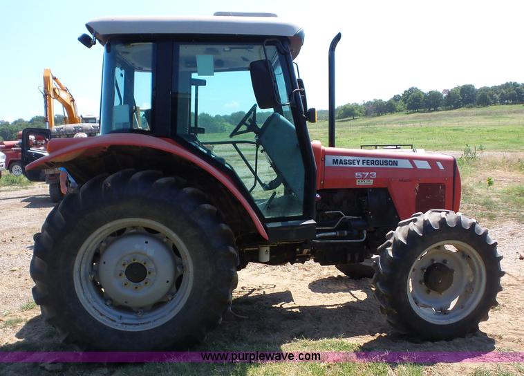 image for item BZ9605 Massey-Ferguson 573 tractor