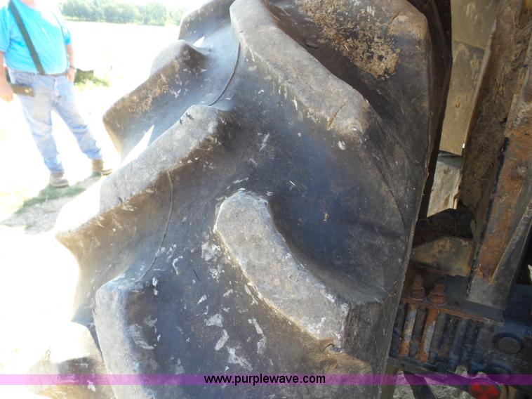 image for item BZ9605 Massey-Ferguson 573 tractor