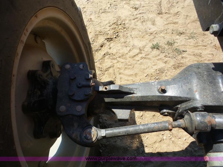 image for item BZ9605 Massey-Ferguson 573 tractor