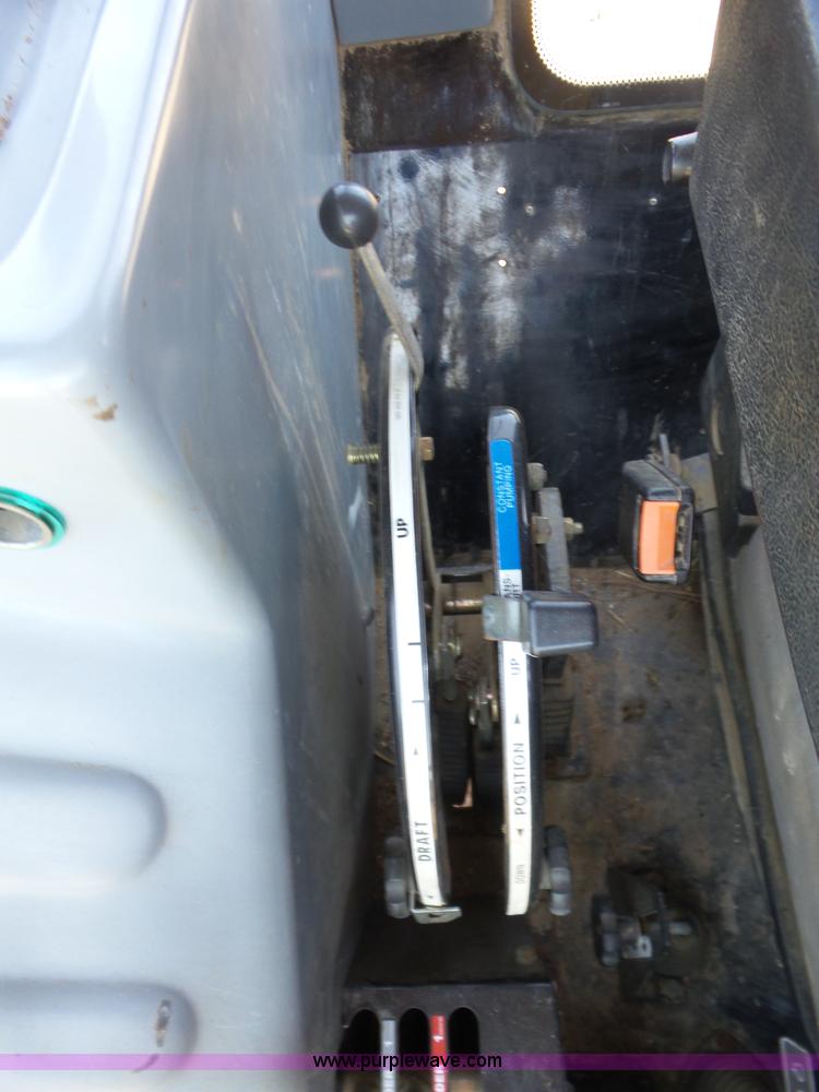 image for item BZ9605 Massey-Ferguson 573 tractor