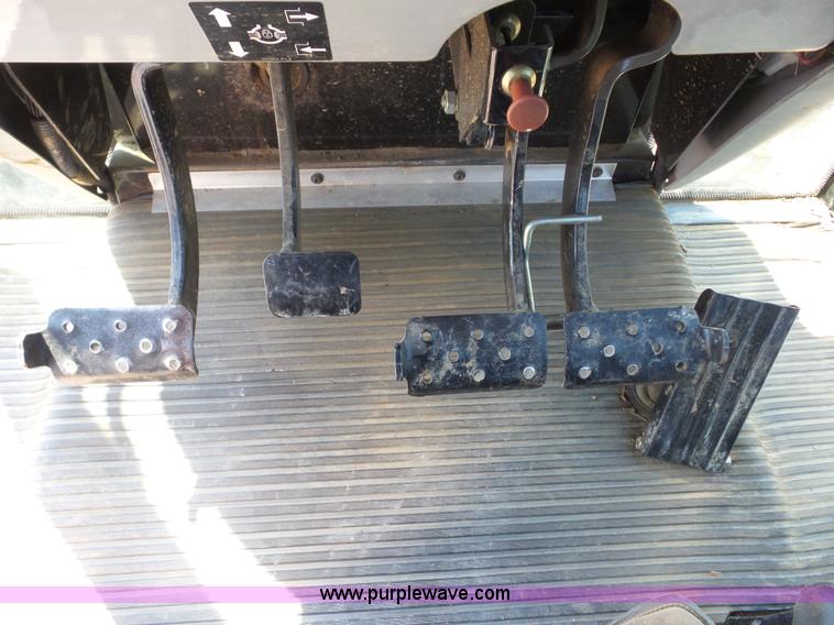 image for item BZ9605 Massey-Ferguson 573 tractor