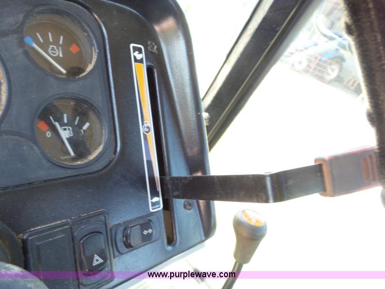 image for item BZ9605 Massey-Ferguson 573 tractor