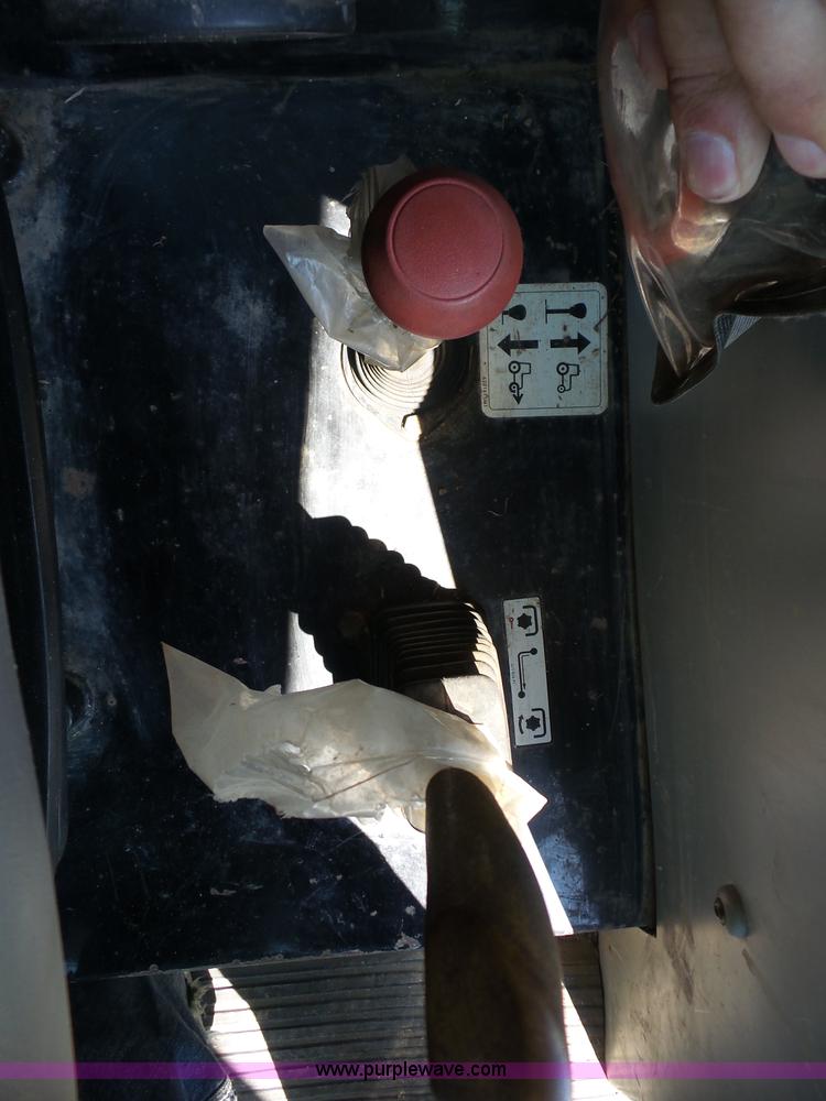 image for item BZ9605 Massey-Ferguson 573 tractor