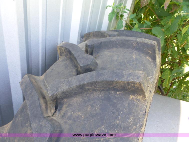 image for item BZ9605 Massey-Ferguson 573 tractor