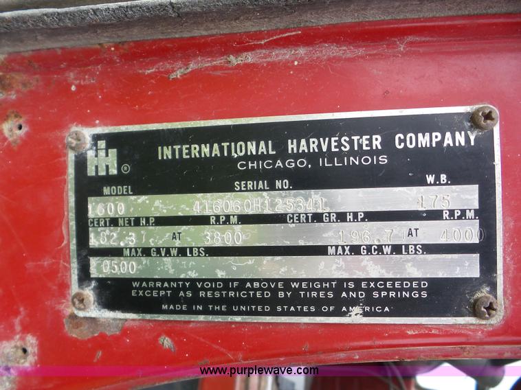 image for item BZ9613 1971 International Loadstar 1600 applicator truck