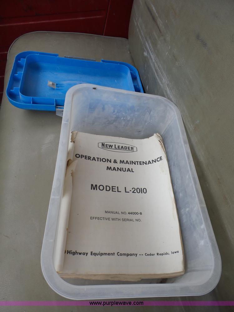 image for item BZ9613 1971 International Loadstar 1600 applicator truck