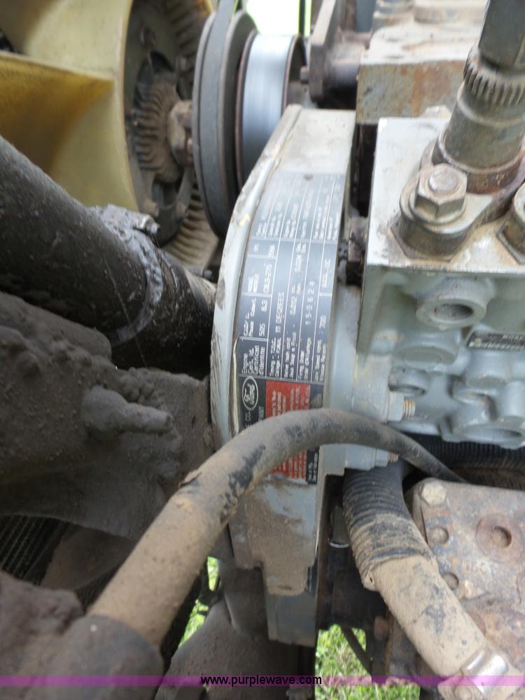 image for item BZ9614 1995 Ford L8000 applicator truck