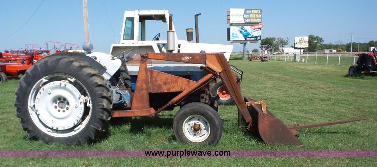 image for item BZ9646 Ford 4000 tractor