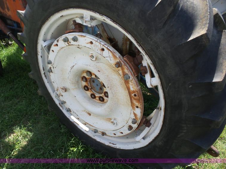 image for item BZ9646 Ford 4000 tractor