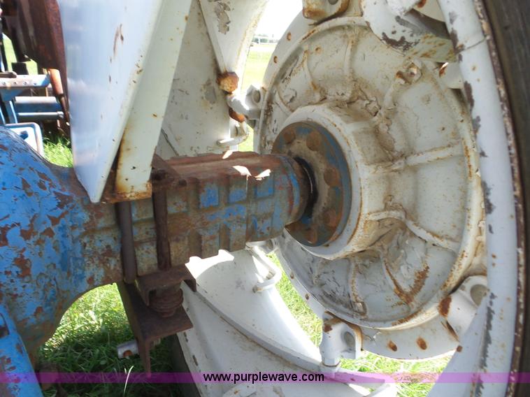 image for item BZ9646 Ford 4000 tractor