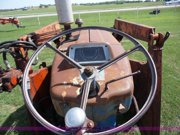 image for item BZ9646 Ford 4000 tractor