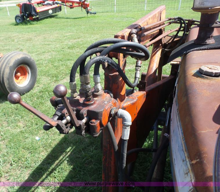 image for item BZ9646 Ford 4000 tractor