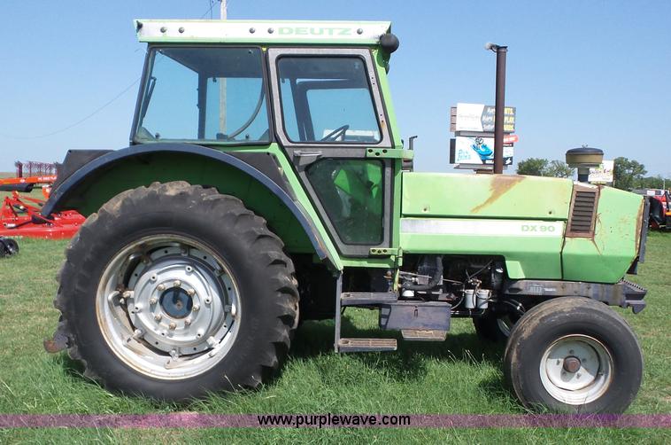 image for item BZ9647 1979 Deutz Fahr DX90 tractor