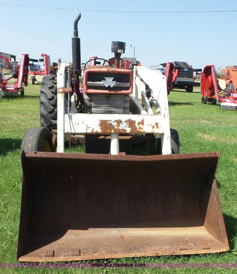 image for item BZ9648 1969 Massey-Ferguson 175 tractor