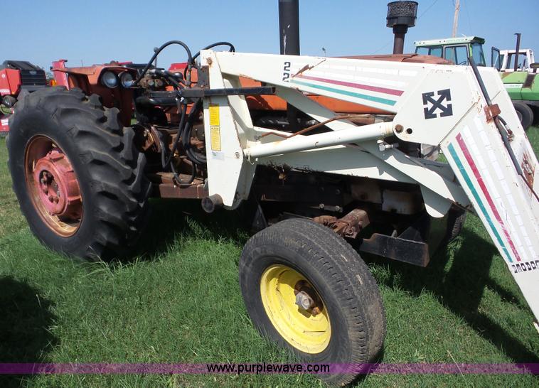 image for item BZ9648 1969 Massey-Ferguson 175 tractor