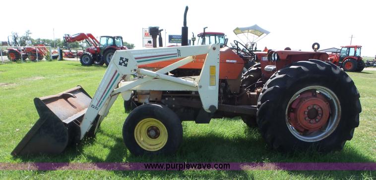 image for item BZ9648 1969 Massey-Ferguson 175 tractor