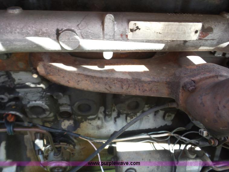 image for item BZ9648 1969 Massey-Ferguson 175 tractor