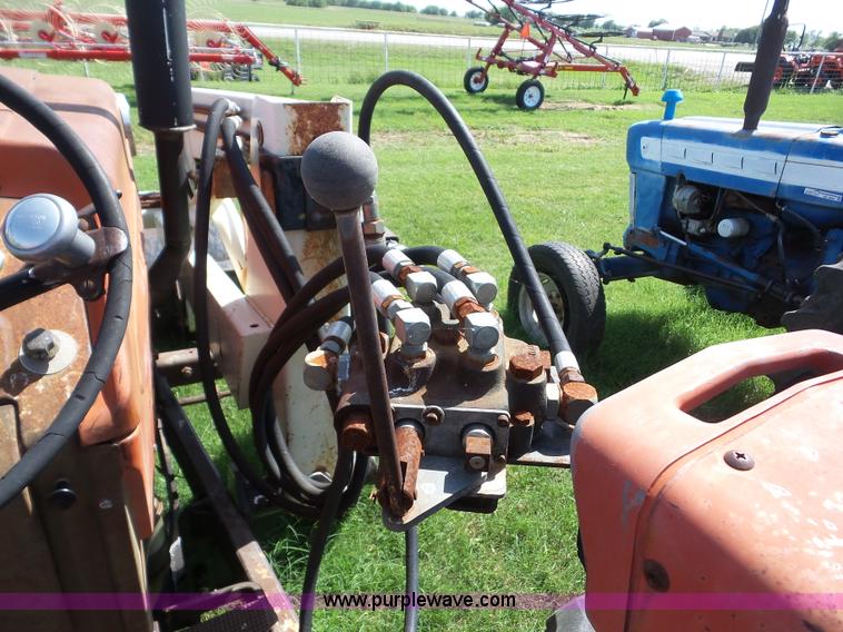 image for item BZ9648 1969 Massey-Ferguson 175 tractor