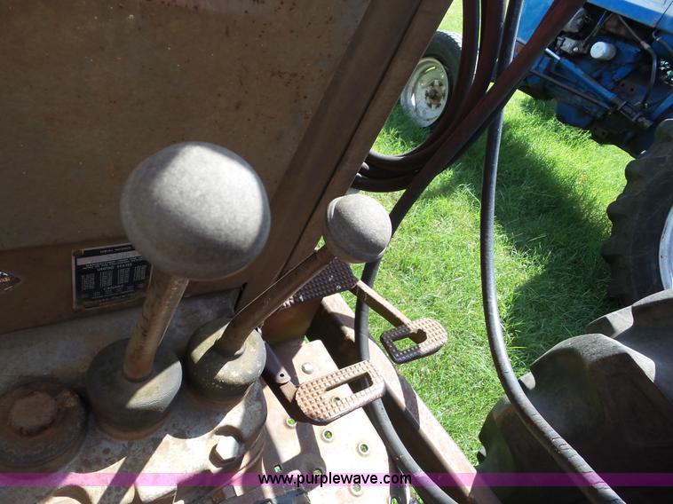 image for item BZ9648 1969 Massey-Ferguson 175 tractor