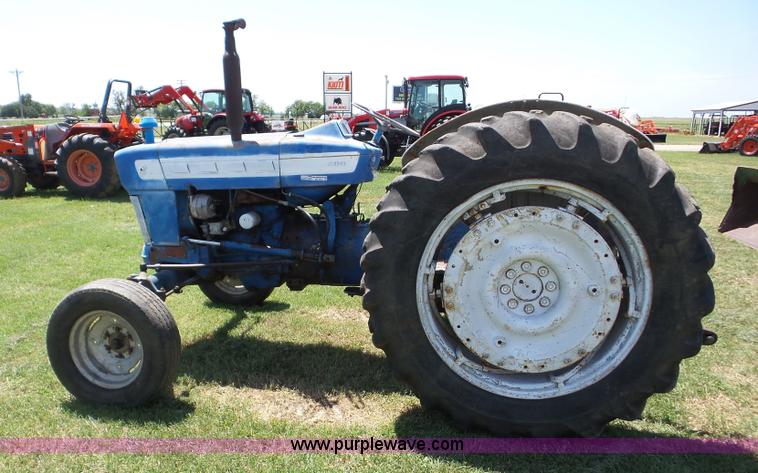 image for item BZ9649 Ford 4000 tractor