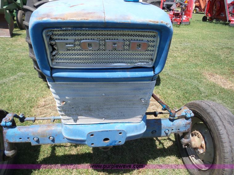 image for item BZ9649 Ford 4000 tractor