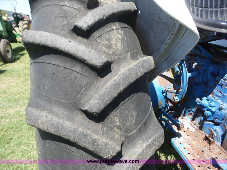 image for item BZ9649 Ford 4000 tractor