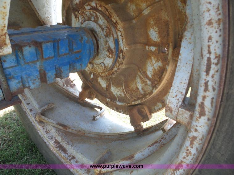 image for item BZ9649 Ford 4000 tractor