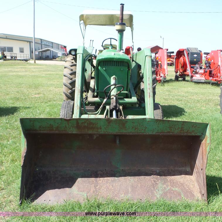 image for item BZ9650 1967 John Deere 2510 tractor