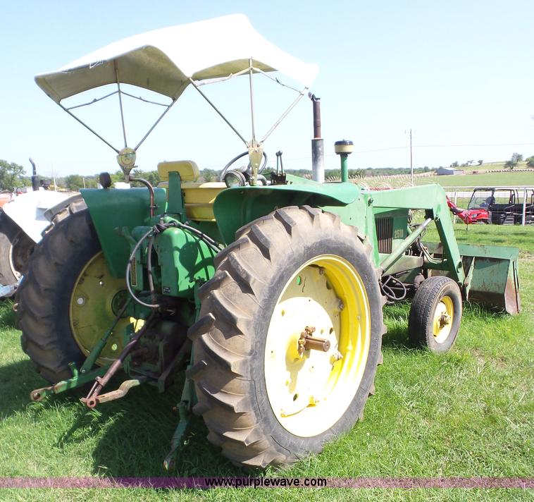 image for item BZ9650 1967 John Deere 2510 tractor