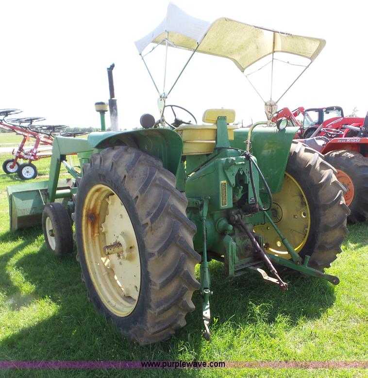 image for item BZ9650 1967 John Deere 2510 tractor