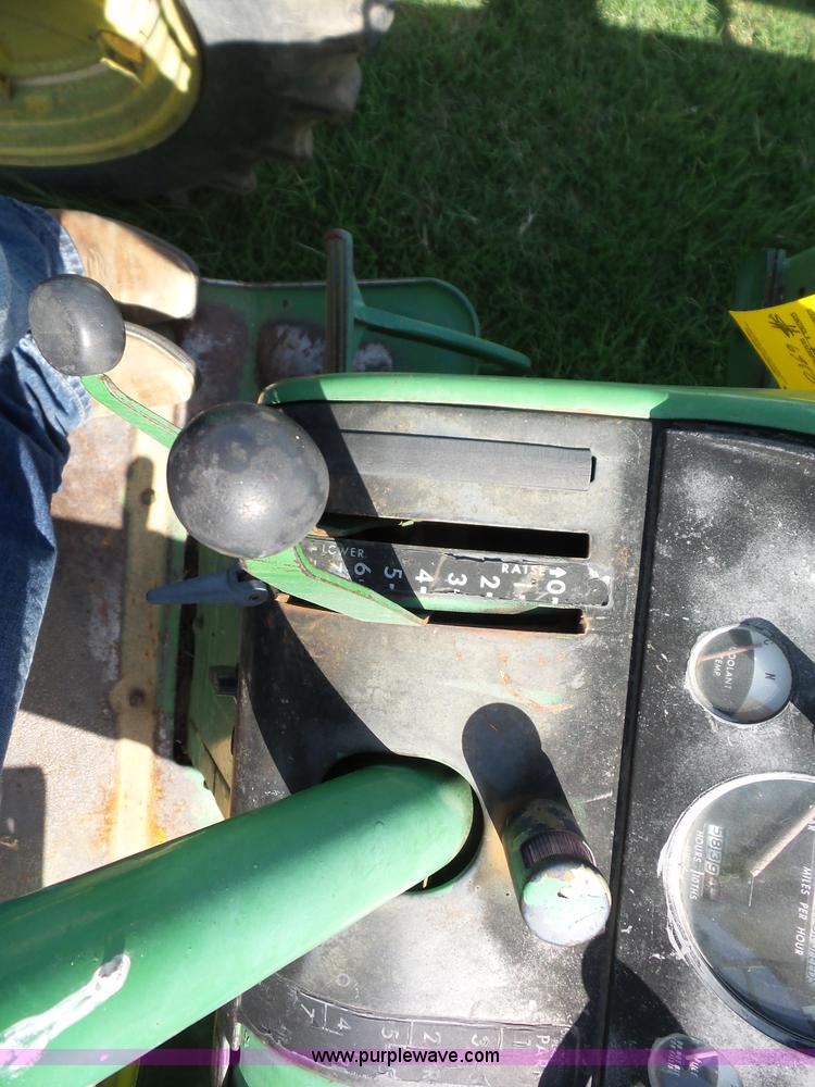 image for item BZ9650 1967 John Deere 2510 tractor