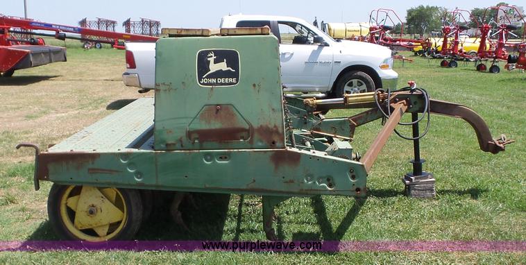 image for item BZ9651 John Deere 9350 grain drill