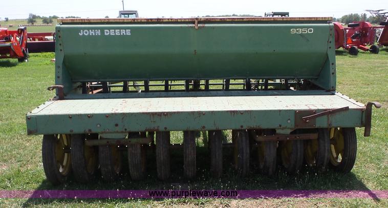 image for item BZ9651 John Deere 9350 grain drill