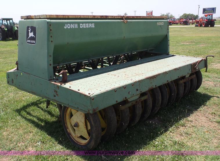 image for item BZ9651 John Deere 9350 grain drill