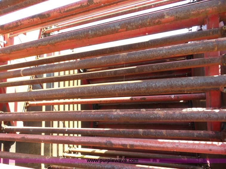 image for item BZ9652 1979 New Holland 851 round baler