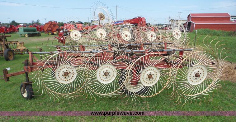 image for item BZ9655 H&S Bi-fold 8 hay rake