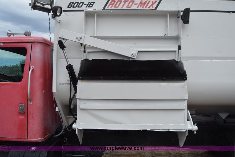 image for item CB9224 RotoMix 600-16 commercial feed mixer