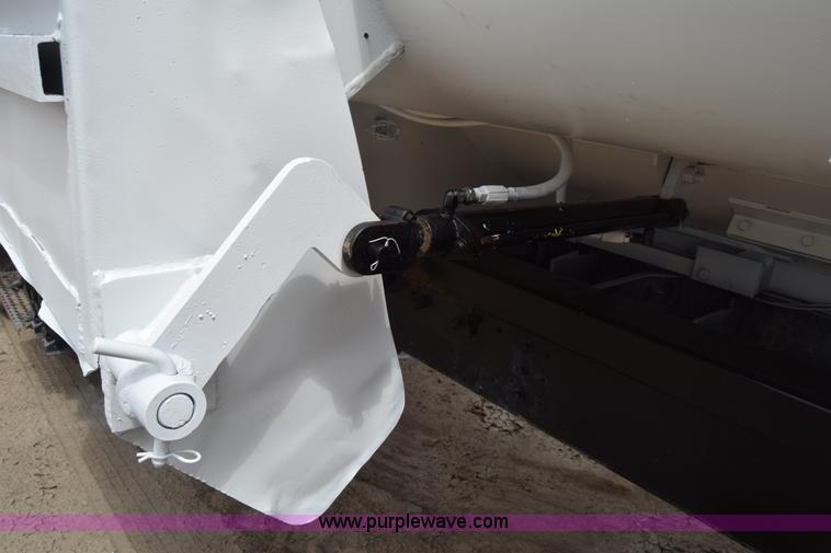 image for item CB9224 RotoMix 600-16 commercial feed mixer