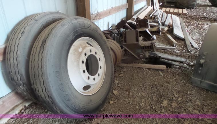 image for item CC9300 Tag axle