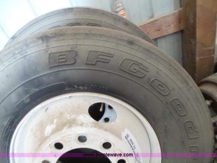 image for item CC9300 Tag axle