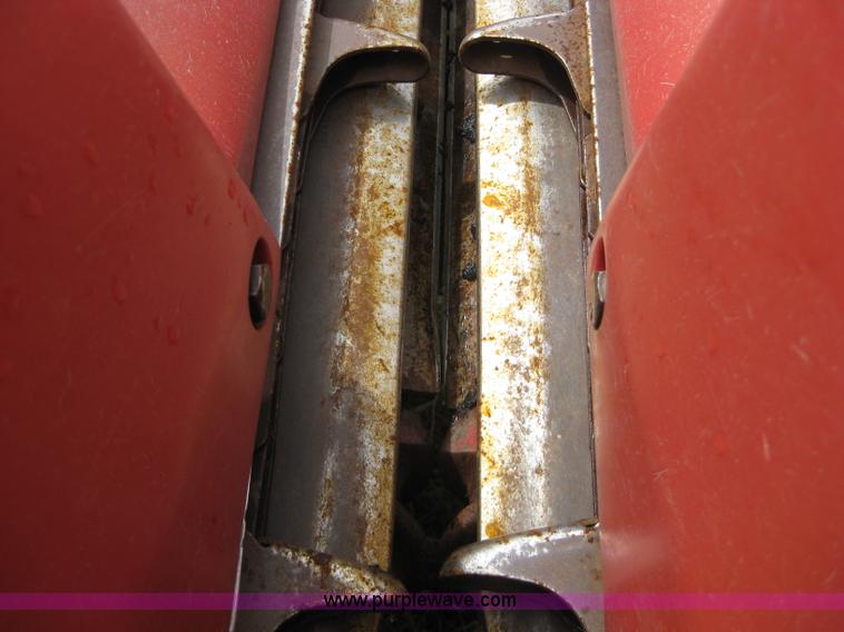 image for item F1649 Case IH 1083 corn head