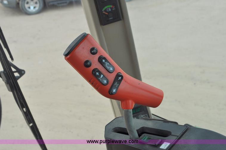 image for item G7428 1994 John Deere 6810 forage harvester