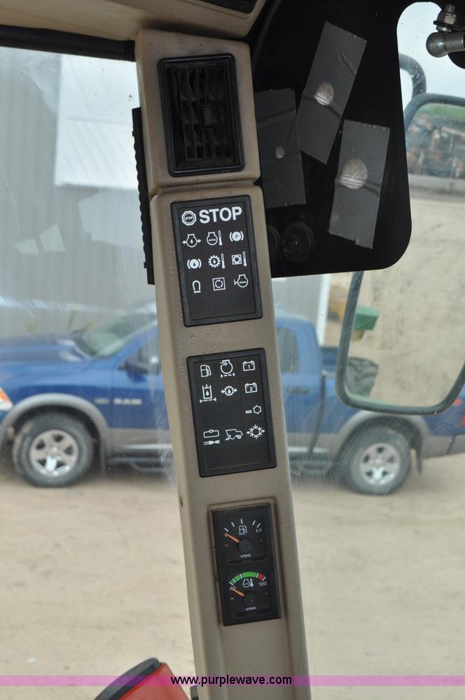 image for item G7428 1994 John Deere 6810 forage harvester