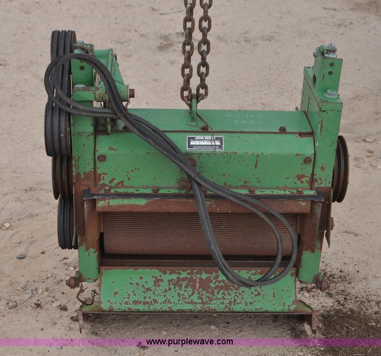 image for item G7428 1994 John Deere 6810 forage harvester