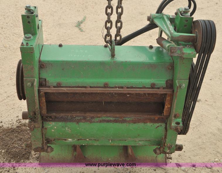 image for item G7428 1994 John Deere 6810 forage harvester