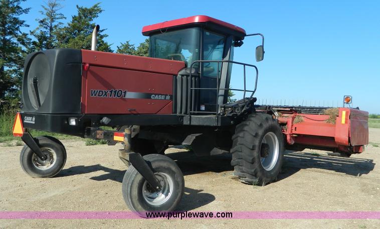 image for item J5124 2002 Case WDX1101 self-propelled windrower