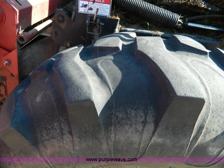 image for item J5124 2002 Case WDX1101 self-propelled windrower